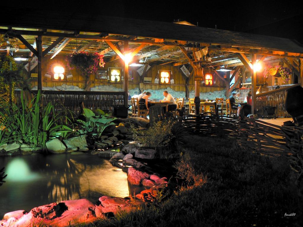 Nashe Misto Guest House Kovelʼ Exteriér fotografie